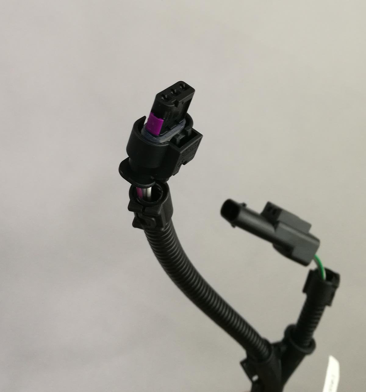 Btechnik Plug & Play sensor harness - connector for Mercedes-Benz